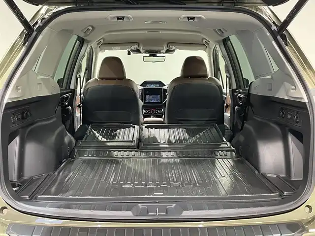 スバル フォレスター ハイブリッド アドバンス 愛知県 2021(令3)年 3.9万km ＤグリーンＭ ＡＬＰＩＮＥナビ　/（Bluetooth/FM/AM/フルセグTV/SD/USB/CD・DVD再生)/アイサイト　/茶レザーシート/視界拡張（フロントカメラ・サイドカメラ）/衝突軽減ブレーキ　/レーダークルーズコントロール/ビルトインＥＴＣ　/シートヒーター　/デジタルインナーミラー　/電動バックドア　/バックカメラ　/ドライブレコーダー　/ステアリングヒーター　/メモリー機能付パワーシート　/ブラインドスポットモニター（ＢＳＭ）/車線逸脱警報/USB接続/LEDヘッドライト/LEDフォグ/プッシュスタート/　　-スマートキー