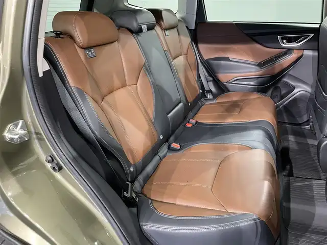スバル フォレスター ハイブリッド アドバンス 愛知県 2021(令3)年 3.9万km ＤグリーンＭ ＡＬＰＩＮＥナビ　/（Bluetooth/FM/AM/フルセグTV/SD/USB/CD・DVD再生)/アイサイト　/茶レザーシート/視界拡張（フロントカメラ・サイドカメラ）/衝突軽減ブレーキ　/レーダークルーズコントロール/ビルトインＥＴＣ　/シートヒーター　/デジタルインナーミラー　/電動バックドア　/バックカメラ　/ドライブレコーダー　/ステアリングヒーター　/メモリー機能付パワーシート　/ブラインドスポットモニター（ＢＳＭ）/車線逸脱警報/USB接続/LEDヘッドライト/LEDフォグ/プッシュスタート/　　-スマートキー