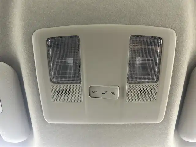 マツダ マツダ２ 15S 広島県 2020(令2)年 3.9万km ソニックシルバーM スマートシティブレーキサポート/レーンキープアシスト/ブラインドスポットモニター/純正ナビ/Bluetooth/AUX/USB/前後コーナーセンサー /オートライト/ＬＥＤヘッドライト/スマートキー/プッシュスタート/スペアキー/フロアマット/電動格納ミラー/横滑り防止装置