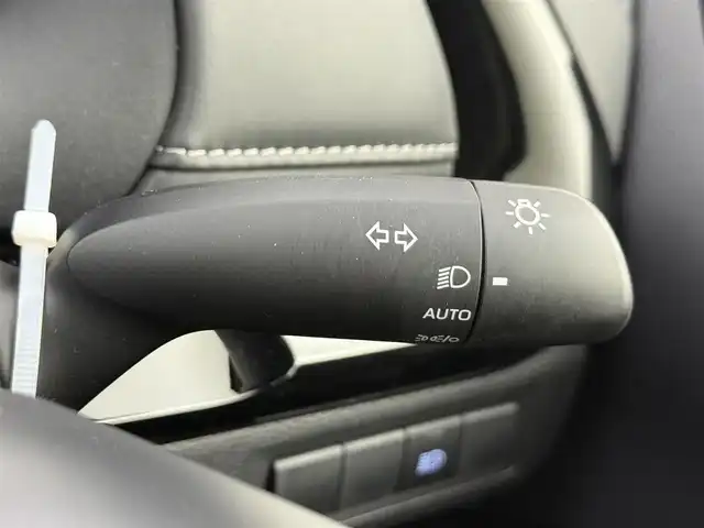 トヨタ アクア G 愛知県 2022(令4)年 4.9万km プラチナホワイトパールマイカ 純正7インチコネクテッドナビ付ディスプレイオーディオ/トヨタセーフティセンス/　　・プリクラッシュセーフティ/　　・レーンディバーチャーアラート/　　・レーントレーシングアシスト/　　・レーダークルーズコントロール/　　・ロードサインアシスト/　　・オートマチックハイビーム/クリアランスソナー/ドライブレコーダー（前方）/バックカメラ/ビルトインETC/ステアリングリモコン/純正フロアマット/AC100V/LEDヘッドライト/プロテクションフィルム（リアバンパー）/取扱説明書/スマートキー