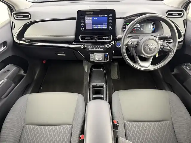 トヨタ アクア G 愛知県 2022(令4)年 4.9万km プラチナホワイトパールマイカ 純正7インチコネクテッドナビ付ディスプレイオーディオ/トヨタセーフティセンス/　　・プリクラッシュセーフティ/　　・レーンディバーチャーアラート/　　・レーントレーシングアシスト/　　・レーダークルーズコントロール/　　・ロードサインアシスト/　　・オートマチックハイビーム/クリアランスソナー/ドライブレコーダー（前方）/バックカメラ/ビルトインETC/ステアリングリモコン/純正フロアマット/AC100V/LEDヘッドライト/プロテクションフィルム（リアバンパー）/取扱説明書/スマートキー