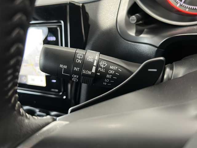 スズキ スイフト HYBRID RS 富山県 2018(平30)年 2.6万km プレミアムシルバーメタリック ４ＷＤ/純正ナビ/フルセグＴＶ/ＣＤ・ＤＶＤ・ＢＴ/全方位カメラ/レーダークルーズコントロール/レーンキープアシスト/衝突軽減ブレーキ/オートライト/純正ＡＷ/純正フロアマット/シートヒーター/プッシュスタート/ETC/スマートキー/スペアキー/保証書