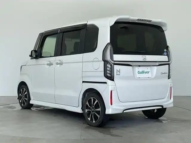 ホンダ Ｎ ＢＯＸ カスタム G L ホンダセンシング 富山県 2020(令2)年 3.4万km プラチナホワイトパール 純正ナビ（AM/FM/CD/DVD/USB/BT）/フルセグTV/バックカメラ/片側パワースライドドア/衝突被害軽減ブレーキ/アダプティブクルーズコントロール/レーンキープアシスト/オートマチックハイビーム/LEDヘッドライト/ビルトインETC/前席シートヒーター/純正フロアマット/スマートキー/プッシュスタート/アイドリングストップ