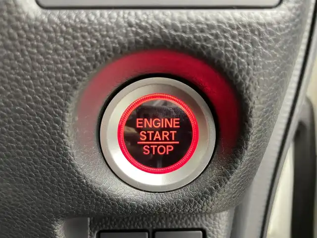 ホンダ Ｎ ＢＯＸ カスタム G L ホンダセンシング 富山県 2020(令2)年 3.4万km プラチナホワイトパール 純正ナビ（AM/FM/CD/DVD/USB/BT）/フルセグTV/バックカメラ/片側パワースライドドア/衝突被害軽減ブレーキ/アダプティブクルーズコントロール/レーンキープアシスト/オートマチックハイビーム/LEDヘッドライト/ビルトインETC/前席シートヒーター/純正フロアマット/スマートキー/プッシュスタート/アイドリングストップ