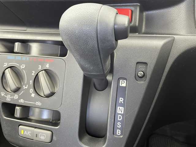 ダイハツ ミラ イース L SAⅢ 富山県 2017(平29)年 3.6万km スカイブルーメタリック 社外ナビ（AM/FM/CD/ワンセグ）/バックカメラ/純正フロアマット/ハロゲンライト/オートマチックハイビーム/衝突被害軽減システム/横滑り防止装置/コーナーセンサー/アイドリングストップ/リモコンキー