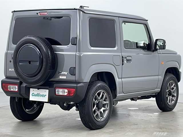 スズキ ジムニー XC 道央・札幌 2023(令5)年 0.3万km ミディアムグレー ・４ＷＤ/・寒冷地仕様/・社外９インチナビＴＶ＆ＢＴ＆ＤＶＤ＆ＣＤ＆ＵＳＢ＆ＨＤＭＩ/・バックカメラ/・スズキセーフティサポート/・ワンオーナー/・寒冷地仕様/・アイドリングストップ/・ダウンヒルアシスト/・クルーズコントロール/・横滑り防止機能/・２ＷＤ／４ＷＤ切り替え機能/・オートマチックハイビーム/・オートライト/・ＬＥＤヘッドライト/・フォグランプ/・社外ドライブレコーダー/・純正ＥＴＣ/・ドアミラーヒーター/・ミラーウィンカー