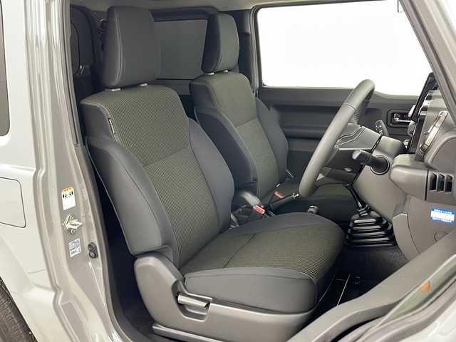 スズキ ジムニー XC 道央・札幌 2023(令5)年 0.3万km ミディアムグレー ・４ＷＤ/・寒冷地仕様/・社外９インチナビＴＶ＆ＢＴ＆ＤＶＤ＆ＣＤ＆ＵＳＢ＆ＨＤＭＩ/・バックカメラ/・スズキセーフティサポート/・ワンオーナー/・寒冷地仕様/・アイドリングストップ/・ダウンヒルアシスト/・クルーズコントロール/・横滑り防止機能/・２ＷＤ／４ＷＤ切り替え機能/・オートマチックハイビーム/・オートライト/・ＬＥＤヘッドライト/・フォグランプ/・社外ドライブレコーダー/・純正ＥＴＣ/・ドアミラーヒーター/・ミラーウィンカー