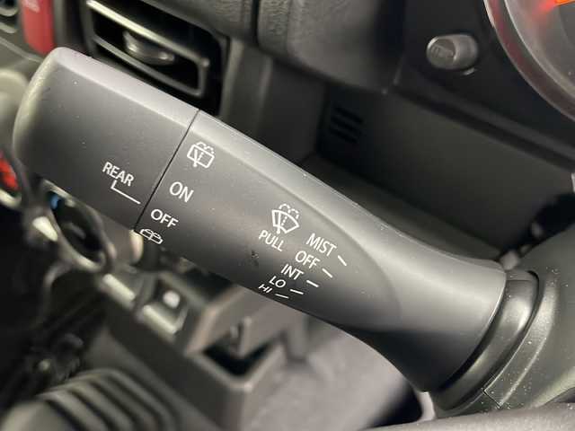 スズキ ジムニー XC 道央・札幌 2023(令5)年 0.3万km ミディアムグレー ・４ＷＤ/・寒冷地仕様/・社外９インチナビＴＶ＆ＢＴ＆ＤＶＤ＆ＣＤ＆ＵＳＢ＆ＨＤＭＩ/・バックカメラ/・スズキセーフティサポート/・ワンオーナー/・寒冷地仕様/・アイドリングストップ/・ダウンヒルアシスト/・クルーズコントロール/・横滑り防止機能/・２ＷＤ／４ＷＤ切り替え機能/・オートマチックハイビーム/・オートライト/・ＬＥＤヘッドライト/・フォグランプ/・社外ドライブレコーダー/・純正ＥＴＣ/・ドアミラーヒーター/・ミラーウィンカー