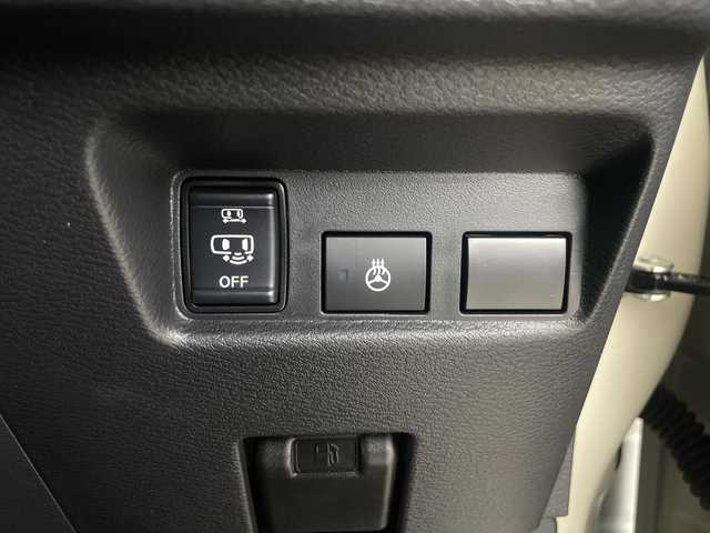 三菱 デリカミニ T プレミアム 埼玉県 2025(令7)年 0.1千km ベージュⅡ 届出済未使用車　/純正ディスプレイオーディオ　/　（Car play/BT/AM/FM/HDMI）/全方位カメラ　/デジタルインナーミラー　/両側電動スライドドア　/コーナーセンサー　/ＭＩ－ＰＩＬＯＴ　/レーンキープアシスト　/ハンドルヒーター　/前席シートヒーター/パドルシフト/革巻きハンドル/ウインカーミラー/フォグランプ/プッシュスタート/スマートキー