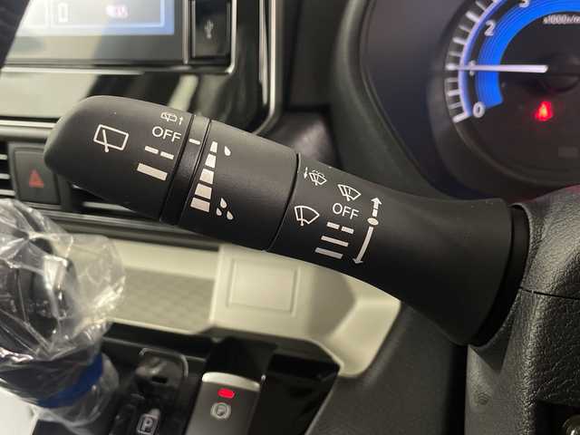 三菱 デリカミニ T プレミアム 埼玉県 2025(令7)年 0.1千km ベージュⅡ 届出済未使用車　/純正ディスプレイオーディオ　/　（Car play/BT/AM/FM/HDMI）/全方位カメラ　/デジタルインナーミラー　/両側電動スライドドア　/コーナーセンサー　/ＭＩ－ＰＩＬＯＴ　/レーンキープアシスト　/ハンドルヒーター　/前席シートヒーター/パドルシフト/革巻きハンドル/ウインカーミラー/フォグランプ/プッシュスタート/スマートキー