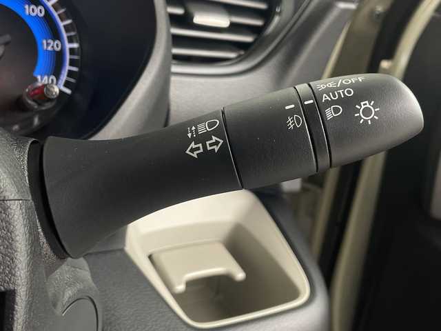 三菱 デリカミニ T プレミアム 埼玉県 2025(令7)年 0.1千km ベージュⅡ 届出済未使用車　/純正ディスプレイオーディオ　/　（Car play/BT/AM/FM/HDMI）/全方位カメラ　/デジタルインナーミラー　/両側電動スライドドア　/コーナーセンサー　/ＭＩ－ＰＩＬＯＴ　/レーンキープアシスト　/ハンドルヒーター　/前席シートヒーター/パドルシフト/革巻きハンドル/ウインカーミラー/フォグランプ/プッシュスタート/スマートキー