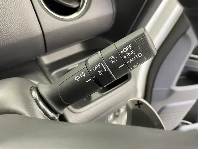 ホンダ Ｎ ＢＯＸ カスタム L ターボ 富山県 2021(令3)年 3.6万km プラチナホワイトパール 純正ナビ（8型ディスプレイ）/　　ーーCD、DVD、bluetooth、MSV（SD）/フルセグTV/AppleCarPlay/バックカメラ/リアコーナーセンサー/ビルトインETC/ACC/衝突軽減ブレーキ（CMBS）/レーンキープアシスト/先行車発進お知らせ/両側パワースライドドア/前席シートヒーター /パドルシフト/スマートキー＋プッシュスタート/LEDヘッドライト/フォグ/オートライト/1列目シート背面にドリンクホルダー/スペアキー
