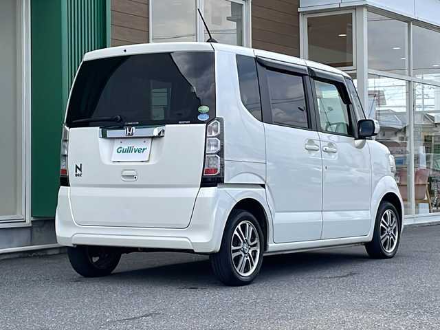 ホンダ Ｎ ＢＯＸ G Lパッケージ 岐阜県 2013(平25)年 8万km プレミアムホワイトパール 純正SDナビ/AM/FM/CD/DVD/BT/フルセグTV/バックカメラ/片側パワースライドドア/純正アルミホイール/電動格納ミラー/スマートキー/プッシュスタート /オートライト