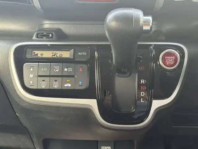 ホンダ Ｎ ＢＯＸ カスタム G SSパッケージ 三重県 2014(平26)年 11.5万km プレミアムゴールドパープルパール ♪ワンオーナー/スマートキー×2/プッシュスタート/シティブレーキアクティブシステム/アイドリングッストップ/両側パワースライドドア/前後ドライブレコーダー/純正インターナビ/・フルセグ・CD録音・SD/・DVD再生/・Bluetoothオーディオ/・バックカメラ/ステアリングスイッチ/純正14インチAW/HIDヘッドライト/フォグライト/オートライト/ウィンカーミラー/オートリトラクタブルミラー/プライバシーガラス/フロアマット/ドアバイザー/ETC/サイド/カーテンエアバック