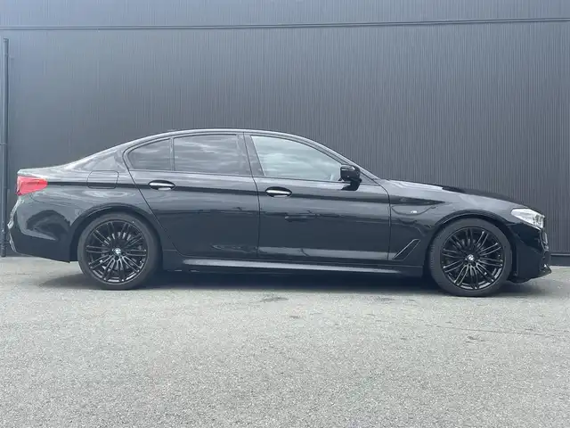 ＢＭＷ ５２３ｄ ED ミッション:インポッシブル 静岡県 2018(平30)年 4.3万km サファイアブラックP 純正ナビ/フルセグTV/harman/kardon/HUD/ACC/BSM/LKA/衝突軽減ブレーキ/360°カメラ/ドラレコ/LEDヘッドライト/オートハイビーム/パドルシフト