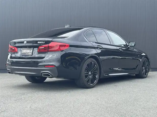 ＢＭＷ ５２３ｄ ED ミッション:インポッシブル 静岡県 2018(平30)年 4.3万km サファイアブラックP 純正ナビ/フルセグTV/harman/kardon/HUD/ACC/BSM/LKA/衝突軽減ブレーキ/360°カメラ/ドラレコ/LEDヘッドライト/オートハイビーム/パドルシフト