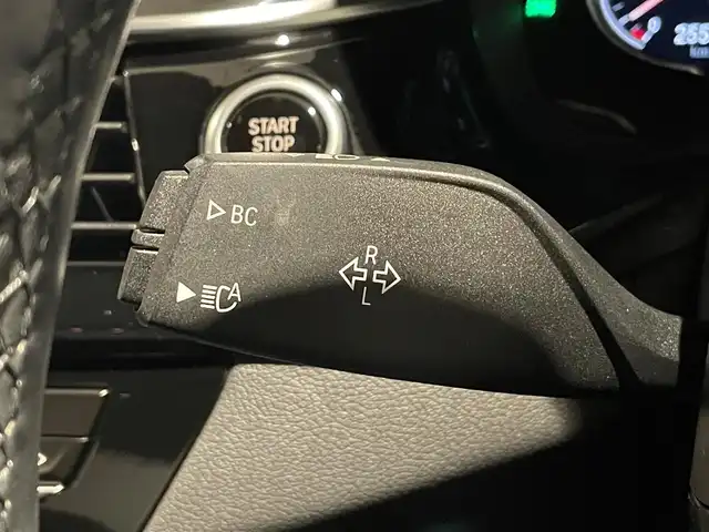 ＢＭＷ ５２３ｄ ED ミッション:インポッシブル 静岡県 2018(平30)年 4.3万km サファイアブラックP 純正ナビ/フルセグTV/harman/kardon/HUD/ACC/BSM/LKA/衝突軽減ブレーキ/360°カメラ/ドラレコ/LEDヘッドライト/オートハイビーム/パドルシフト