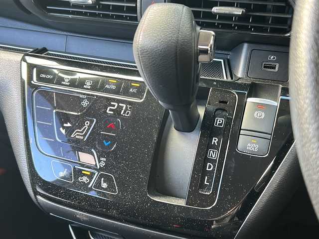 日産 デイズ HWS X プロパイロットED 広島県 2023(令5)年 0.9万km ピンクⅡ 寒冷地仕様/エマージェンシーブレーキ/車線逸脱警報/ハイビームアシスト/コーナーセンサー/プロパイロット/純正９型ナビ/・フルセグTV/Bluetooth/SD/アラウンドビューモニター/革巻きステアリング/ステアリングスイッチ/ステアリングヒーター/シートヒーター/電動パーキングブレーキ/オートホールド/スマートキー/プッシュスタート/スペアキー/純正ドライブレコーダー（前/室内）/ETC（グローブボックス）/純正ドアバイザー/RAYSアルミホール/W+サイド+カーテンエアバック