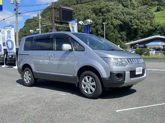 三菱 デリカＤ：５ M 山形県 2012(平24)年 13.8万km クールシルバーメタリック (株)IDOMが運営する【じしゃロン山形店】の自社ローン専用車両になります。/こちらは現金またはオートローンご利用時の価格です。/自社ローンご希望の方は別途その旨お申付け下さい。/社外SDナビ/【CD/DVD/TV/Bluetooth】/片側パワースライドドア/ETC/４WD/横滑り防止/ドアバイザー