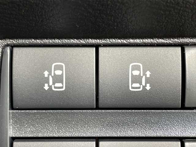 三菱 デリカミニ T プレミアム 神奈川県 2025(令7)年 0.1千km アメジストブラック/シルキーホワイト ターボ/2トーンカラー/ルーフレール/純正9型ディスプレイオーディオ/Androidauto　AppleCarPlay　Bluetooth　AM FM　USB　iPod　HDMI　VTR/マルチアラウンドビューモニター/ハンズフリー両側電動スライドドア【サンシェード】/デジタルインナーミラー/e-Assist/マイパイロット/衝突被害軽減ブレーキシステム/前方衝突予測警報/踏み間違い衝突防止アシスト/標識検知システム/車線逸脱警報システム/車線逸脱防止支援機能/先行車発進通知/オートマチックハイビーム/ふらつき警報/前後ソナー/アダブティブクルーズコントロール/レーンキープアシスト/革巻きステアリング/パドルシフト/ステアリングヒーター/合皮/ファブリック撥水シート/前席シートヒーター/ダウンヒルアシストコントロール/プラズマクラスター付リアサーキュレーター/電動パーキングブレーキ/ブレーキオートホールド/プッシュスタート/スマートキー/LEDヘッドランプ/オートライト/LEDフロントフォグランプ/純正15インチアルミホイール/純正リアスポイラー