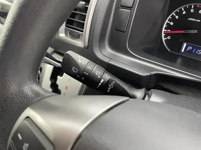 トヨタ ハイエース ファインテックツアラー 富山県 2018(平30)年 6.4万km ブラックマイカ 4列10人乗り/４ＷＤ/ワンオーナー/ＡＬＰＩＮＥ製フローティングナビ/フルセグＴＶ/Bluetooth/DVD再生/ＡＬＰＩＮＥ製フリップダウンモニター/ダブルゾーン/バックカメラ/ビルトインETC/両側パワースライドドア/スマートキー/プッシュスタートエンジン/LEDオートライト/社外アルミ付スタッドレスタイヤ4本有