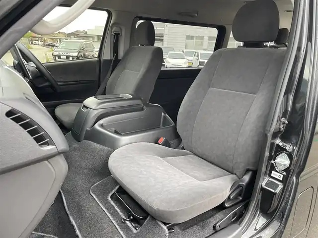 トヨタ ハイエース ファインテックツアラー 富山県 2018(平30)年 6.4万km ブラックマイカ 4列10人乗り/４ＷＤ/ワンオーナー/ＡＬＰＩＮＥ製フローティングナビ/フルセグＴＶ/Bluetooth/DVD再生/ＡＬＰＩＮＥ製フリップダウンモニター/ダブルゾーン/バックカメラ/ビルトインETC/両側パワースライドドア/スマートキー/プッシュスタートエンジン/LEDオートライト/社外アルミ付スタッドレスタイヤ4本有