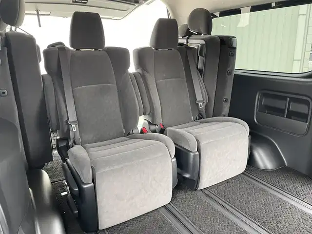 トヨタ ハイエース ファインテックツアラー 富山県 2018(平30)年 6.4万km ブラックマイカ 4列10人乗り/４ＷＤ/ワンオーナー/ＡＬＰＩＮＥ製フローティングナビ/フルセグＴＶ/Bluetooth/DVD再生/ＡＬＰＩＮＥ製フリップダウンモニター/ダブルゾーン/バックカメラ/ビルトインETC/両側パワースライドドア/スマートキー/プッシュスタートエンジン/LEDオートライト/社外アルミ付スタッドレスタイヤ4本有