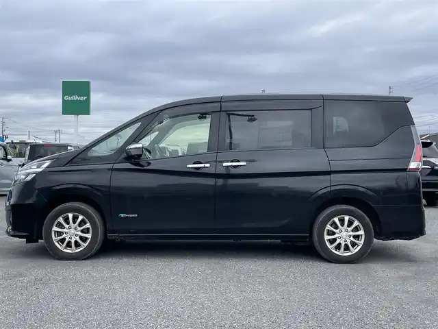 日産 セレナ X Vセレクション 道央・札幌 2018(平30)年 7.5万km ダイヤモンドブラック ４WD/ワンオーナー/社外SDナビ/CD/DVD/BT/フルセグ/社外フリップダウンモニター/エマージェンシーブレーキ/横滑り防止装置/クルーズコントロール/レーンキープアシスト/パーキングアシスト/クリアランスソナー/アラウンドビューモニター/ビルトインETC/ドライブレコーダー/アイドリングストップ/ECOMODE/両側パワースライドドア/ステアリングリモコン/プッシュスタート/スマートキー/LEDヘッドライト/オートライト/電動格納ミラー/ウィンカーミラー/純正フロアマット/ドアバイザー/スペアキー/純正エンジンスターター