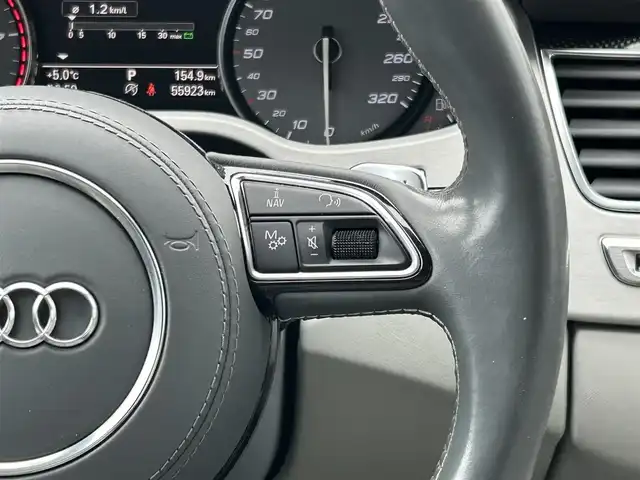 アウディ Ｓ８ 道東・釧路十勝 2012(平24)年 5.6万km ブリリアントブラック 4WD/純正ナビ/（CD/DVD/ラジオ）/バックカメラ/BANG＆OLUFSENオーディオ/クルーズコントロール/レザーシート/パワーシート/シートヒーター/エアシート/メモリシート/パドルシフト/革巻きステアリング