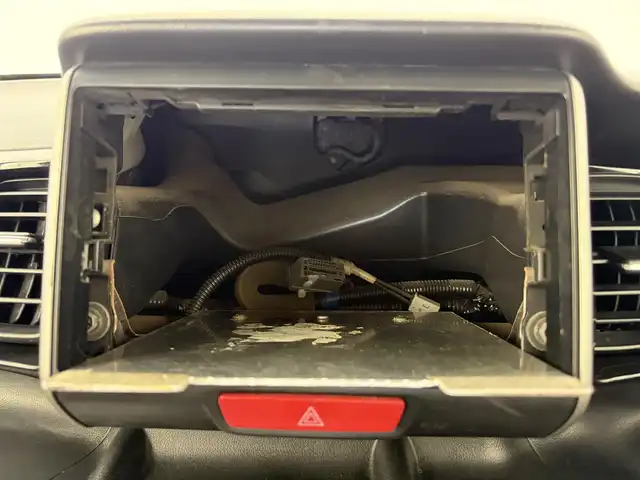 ホンダ Ｎ ＢＯＸ カスタム G Lパッケージ 愛知県 2013(平25)年 5.1万km クリスタルブラックパール プッシュスタート/スマートキー/オートライト/ステアリングリモコン/片側パワースライドドア/電動格納ミラー/ISOFIX/スぺキー/シガーソケット/フォグランプ