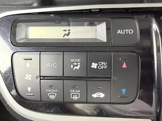 ホンダ Ｎ ＢＯＸ カスタム G Lパッケージ 愛知県 2013(平25)年 5.1万km クリスタルブラックパール プッシュスタート/スマートキー/オートライト/ステアリングリモコン/片側パワースライドドア/電動格納ミラー/ISOFIX/スぺキー/シガーソケット/フォグランプ