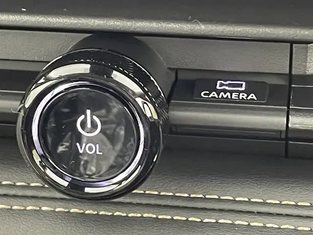 日産 セレナ e－パワー ハイウェイスター V 熊本県 2025(令7)年 0.1千km 白Ⅱ 登録済未使用車/純正１２．３インチナビ/アラウンドビューモニター/ビルトインＥＴＣ　/前後ドライブレコーダー　/ビルトインＥＴＣ２．０　/前後クリアランスソナー　/プロパイロット/車線逸脱警報/車線逸脱防止支援システム/後側方車両検知警報/後側方衝突防止支援/前方衝突防止支援/踏み間違い衝突防止支援/インテリジェントクルーズ/車線維持支援/先行車発進お知らせ機能/ブラインドスポットモニター/横滑り防止/両側パワースライドドア/デジタルインナーミラー/純正16インチAW/オートライト/オートマチックハイビーム/LEDヘッドライト/フォグライト/スマートキー/プッシュスタート/スペアキー1本