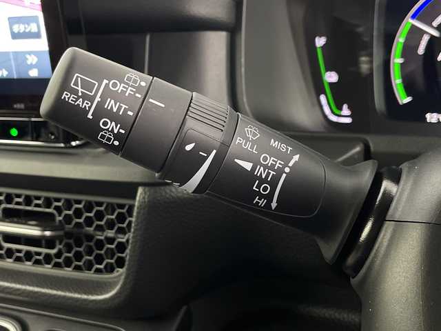 ホンダ ステップワゴン スパーダ eHEV 埼玉県 2025(令7)年 0.1千km プラチナホワイトパール 登録済未使用車/純正11.4インチナビ　VXM-247VFLi/(Bluetooth/USB/CD/DVD/AM/FM)/地デジフルセグ/バックカメラ/Honda SENSING/・衝突軽減ブレーキ/・アダプティブクルーズコントロール/・先行車発進お知らせ機能/・路外逸脱抑制機能/・標識認識機能/・ブラインドスポットインフォメーション/・オートハイビーム/パワーバックドア/オットマン/運転席・助手席シートヒーター/全列USBチャージャー/パドルシフト/電子パーキングシステム/ブレーキホールド/ロールサンシェード/ウィンカーミラー/フロントフォグランプ/純正16インチアルミホイール