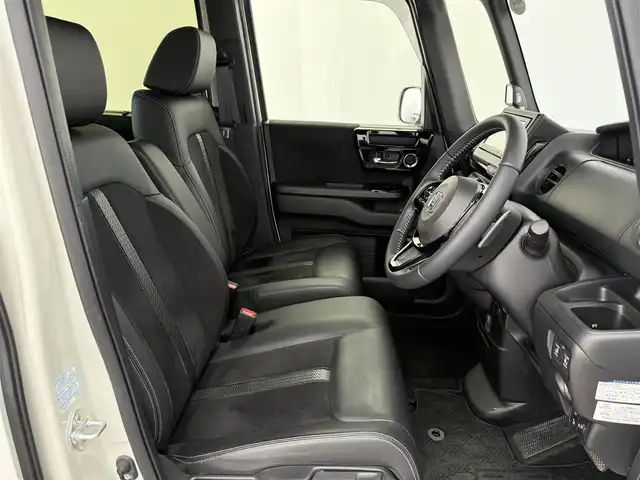 ホンダ Ｎ ＢＯＸ カスタム L ターボ 愛知県 2023(令5)年 3.3万km プラチナホワイトパール ホンダセンシング/衝突被害軽減ブレーキ/誤発信抑制機能/アダプティブクルーズコントロール/車線維持支援システム/先行車発進お知らせ機能/オートハイビーム/横滑り防止装置/盗難防止装置/両側パワースライド/純正ナビ/フルセグTV/Bluetooth/CD/DVD/AM/FM/iPod/AUX/純正15インチアルミホイール/ハーフレザーシート/革巻きステアリング/ステアリングスイッチ/スマートキー/プッシュスタート/ブレーキホールド