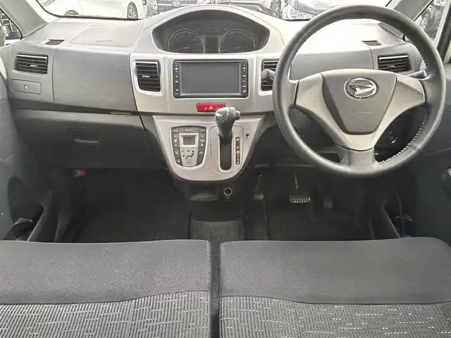 ダイハツ ムーヴ カスタム X LTD 大阪府 2012(平24)年 5万km ブライトシルバーメタリック 純正ナビ/・ワンセグTV/CD/DVD/AUX/ラジオ/主要装備/・バックカメラ/・アイドリングストップ/・横滑り防止装置/・ベンチシート/・フルフラット/・キセノンヘッドライト/・ハロゲンフォグランプ/・純正フロアマット/・純正アルミホイール/・プッシュスタート/・スマートキー/・ETC