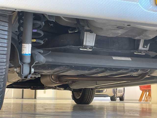 ダイハツ ムーヴ カスタム X LTD 福井県 2012(平24)年 5万km ブライトシルバーメタリック 純正ナビ/ワンセグTV/CD/AUX/ラジオ/バックカメラ/ETC/キセノンヘッドライト/ハロゲンフォグランプ/純正アルミホイール/プッシュスタート/スマートキー/アイドリングストップ/横滑り防止装置/ベンチシート/純正フロアマット