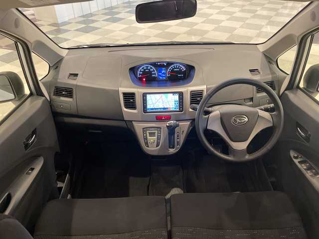 ダイハツ ムーヴ カスタム X LTD 福井県 2012(平24)年 5万km ブライトシルバーメタリック 純正ナビ/ワンセグTV/CD/AUX/ラジオ/バックカメラ/ETC/キセノンヘッドライト/ハロゲンフォグランプ/純正アルミホイール/プッシュスタート/スマートキー/アイドリングストップ/横滑り防止装置/ベンチシート/純正フロアマット