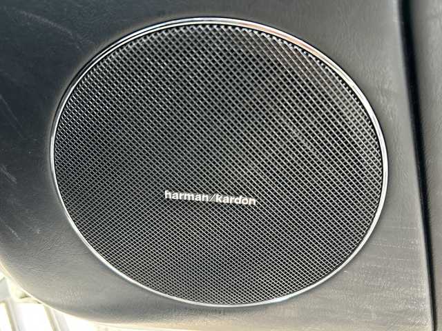 メルセデス・ベンツ ゲレンデヴァーゲン Ｇ３５０ｄ 広島県 2017(平29)年 6.2万km ポーラホワイト 4WD/ディーゼルターボ/サンルーフ/harman/kardonプレミアムサウンド/純正ナビ（フルセグTV/Bluetooth）/バックカメラ/ETC2.0/ブラウンレザーシート/・パワーシート（メモリー機能付き）/・シートヒーター/レーダークルーズコントロール/コーナーセンサー/LEDヘッドライト/オートライト/純正18インチAW/革巻きステアリング/純正フロアマット/スペアキー