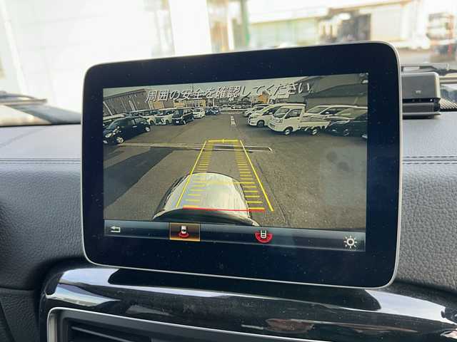 メルセデス・ベンツ ゲレンデヴァーゲン Ｇ３５０ｄ 広島県 2017(平29)年 6.2万km ポーラホワイト 4WD/ディーゼルターボ/サンルーフ/harman/kardonプレミアムサウンド/純正ナビ（フルセグTV/Bluetooth）/バックカメラ/ETC2.0/ブラウンレザーシート/・パワーシート（メモリー機能付き）/・シートヒーター/レーダークルーズコントロール/コーナーセンサー/LEDヘッドライト/オートライト/純正18インチAW/革巻きステアリング/純正フロアマット/スペアキー