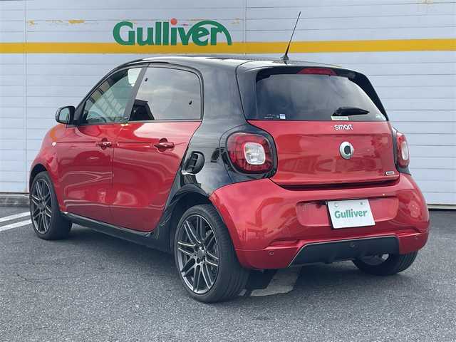 スマート ＭＣＣ スマート フォーフォー BRABUSスポーツ 埼玉県 2019(平31)年 1.4万km サファイアレッド ・社外ナビ/・パノラマガラスルーフ/・レザーシート/・バックカメラ/・クルーズコントロール/・衝突軽減ブレーキ/・コーナーセンサー/・パドルシフト