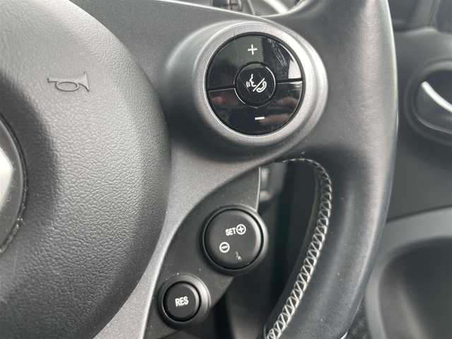 スマート ＭＣＣ スマート フォーフォー BRABUSスポーツ 埼玉県 2019(平31)年 1.4万km サファイアレッド ・社外ナビ/・パノラマガラスルーフ/・レザーシート/・バックカメラ/・クルーズコントロール/・衝突軽減ブレーキ/・コーナーセンサー/・パドルシフト