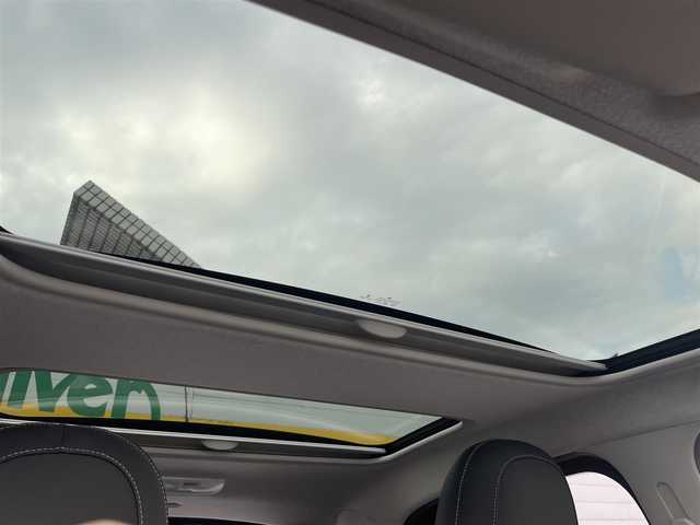 スマート ＭＣＣ スマート フォーフォー BRABUSスポーツ 埼玉県 2019(平31)年 1.4万km サファイアレッド ・社外ナビ/・パノラマガラスルーフ/・レザーシート/・バックカメラ/・クルーズコントロール/・衝突軽減ブレーキ/・コーナーセンサー/・パドルシフト