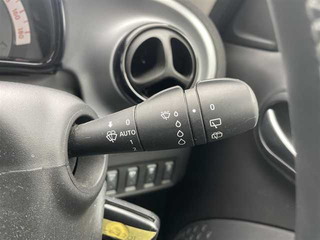 スマート ＭＣＣ スマート フォーフォー BRABUSスポーツ 埼玉県 2019(平31)年 1.4万km サファイアレッド ・社外ナビ/・パノラマガラスルーフ/・レザーシート/・バックカメラ/・クルーズコントロール/・衝突軽減ブレーキ/・コーナーセンサー/・パドルシフト