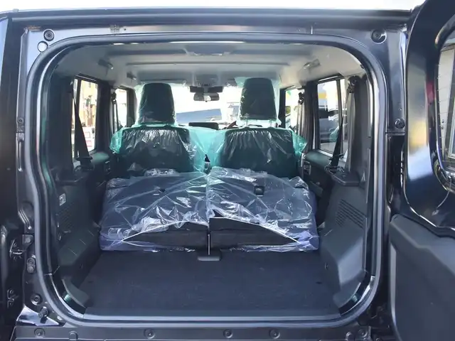 スズキ ジムニー ノマド FC 神奈川県 2025(令7)年 0.1千km 黒 ワンオーナー/セーフティサポート（予防安全技術）/プライバシーガラス/ラゲッジルームランプ/シートヒーター（前席）/純正15インチアルミホイール/純正LEDヘッドライト/フロントフォグランプ/ーーーーーーーーーーーーーーーーーーー/保証書/取扱説明書/スペアスマートキー×1本