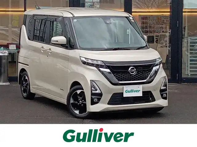 日産 ルークス ハイウェイスター X 福井県 2020(令2)年 4万km フローズンバニラパール 純正9インチディーラーオプションナビ/AM/FM/フルセグ/BT/CD/DVD/全方位カメラ/両側パワースライドドア/衝突被害軽減システム/前後コーナーセンサー/レーンキープアシスト/横滑り防止装置/盗難防止装置/標識検知/先行車発進告知/SOSボタン/前方ドライブレコーダー/ETC/ハーフレザーシート/ダブル＋サイドエアバッグ/カーテンエアバッグ/ステアリングリモコン/純正14インチAW/LEDヘッドライト/Fフォグ/スマートキー