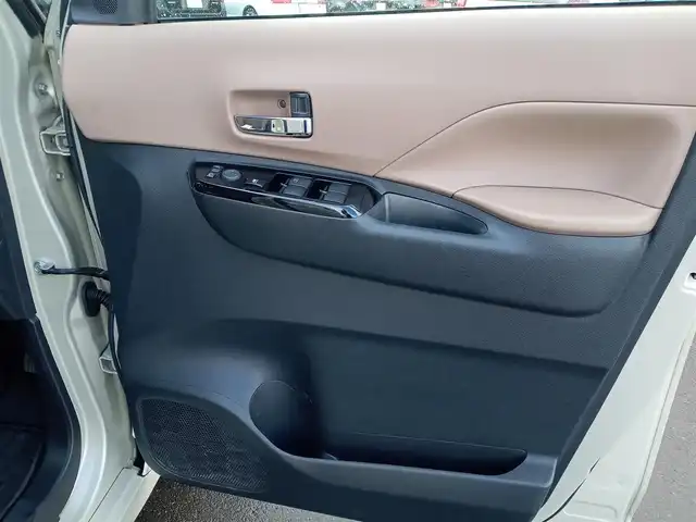 日産 ルークス ハイウェイスター X 福井県 2020(令2)年 4万km フローズンバニラパール 純正9インチディーラーオプションナビ/AM/FM/フルセグ/BT/CD/DVD/全方位カメラ/両側パワースライドドア/衝突被害軽減システム/前後コーナーセンサー/レーンキープアシスト/横滑り防止装置/盗難防止装置/標識検知/先行車発進告知/SOSボタン/前方ドライブレコーダー/ETC/ハーフレザーシート/ダブル＋サイドエアバッグ/カーテンエアバッグ/ステアリングリモコン/純正14インチAW/LEDヘッドライト/Fフォグ/スマートキー