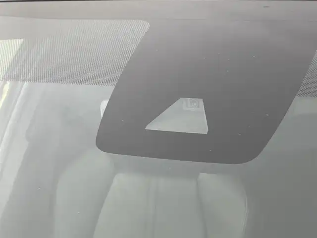 トヨタ カローラ クロス ハイブリッド Z 道央・札幌 2021(令3)年 4.8万km アティチュードブラックマイカ ・ワンオーナー/・4WD/・寒冷地仕様/・モデリスタエアロ（F）/・純正ディスプレイオーディオ/BT/USB/フルセグ/Miracast/・ステアリングスイッチ/・ビルドインETC/LTA/POS/BSM/ROTA/RKSB/RSA/・前後ドライブレコーダー/・ステアヒーター/・レーダークルーズコントロール/・クリアランスソナー前後/・電動パーキング/・オートブレーキホールド/・横滑り防止装置/・DRIVEモード/ECOモード/・オートマチックハイビーム/・オートライト/・LEDヘッドライト/・LEDフォグランプ前後/・ハーフレザーシート/・D席パワーシート/・D+N席シートヒーター/・ステアリングヒーター/・純正１８インチAW/・ドアバイザー/・プッシュスタート/・スマートキー/・スペアキー/・保証書