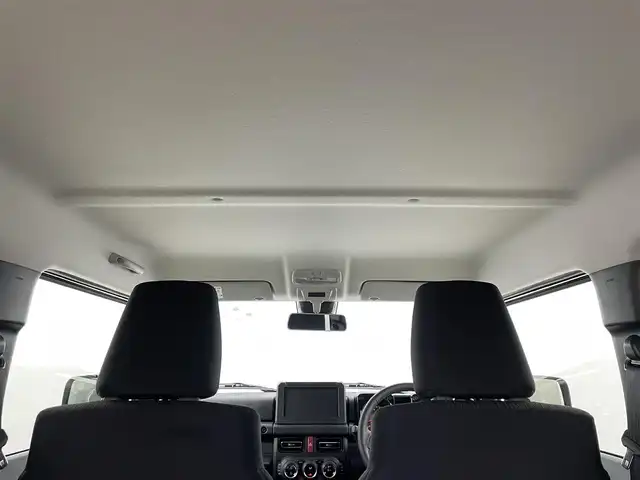 スズキ ジムニー XC 岡山県 2025(令7)年 0.2万km ブルーイッシュブラックパール3 クルーズコントロール　/ＬＥＤヘッドライト　/シートヒーター　/衝突軽減ブレーキ　/オートハイビーム　/オートライト　/フォグランプ　/純正１６インチアルミホイール　/社外フロアマット　/プッシュスタート　/スマートキー/アイドリングストップ/禁煙車/ダウンヒルアシスト