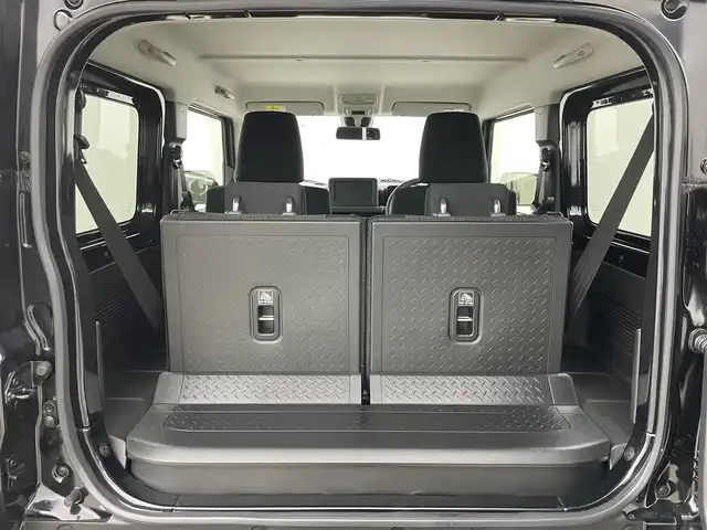 スズキ ジムニー XC 岡山県 2025(令7)年 0.2万km ブルーイッシュブラックパール3 クルーズコントロール　/ＬＥＤヘッドライト　/シートヒーター　/衝突軽減ブレーキ　/オートハイビーム　/オートライト　/フォグランプ　/純正１６インチアルミホイール　/社外フロアマット　/プッシュスタート　/スマートキー/アイドリングストップ/禁煙車/ダウンヒルアシスト