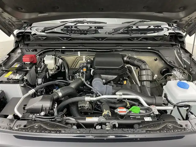 スズキ ジムニー XC 岡山県 2025(令7)年 0.2万km ブルーイッシュブラックパール3 クルーズコントロール　/ＬＥＤヘッドライト　/シートヒーター　/衝突軽減ブレーキ　/オートハイビーム　/オートライト　/フォグランプ　/純正１６インチアルミホイール　/社外フロアマット　/プッシュスタート　/スマートキー/アイドリングストップ/禁煙車/ダウンヒルアシスト